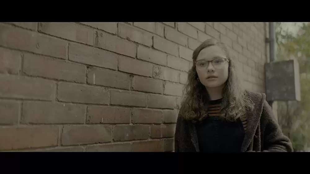 「スケアリーストーリーズ 怖い本」ゾーイ・コレッティの画像