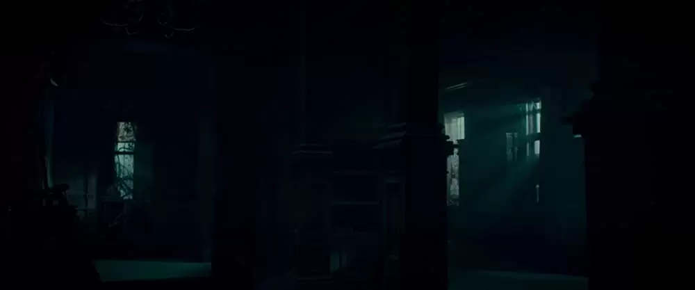 スケアリーストーリーズ 怖い本の画像