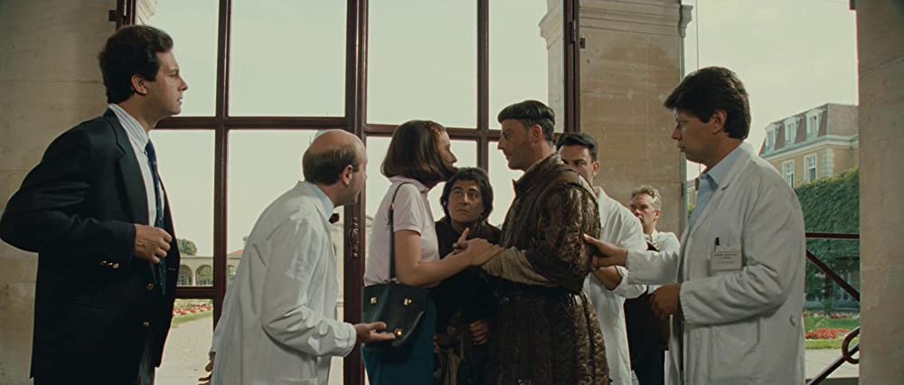 おかしなおかしな訪問者の画像