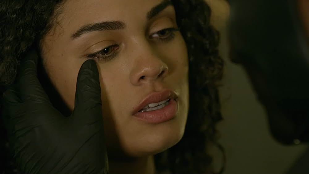 マスク・オブ・ディザイア 愛欲の誘惑の画像