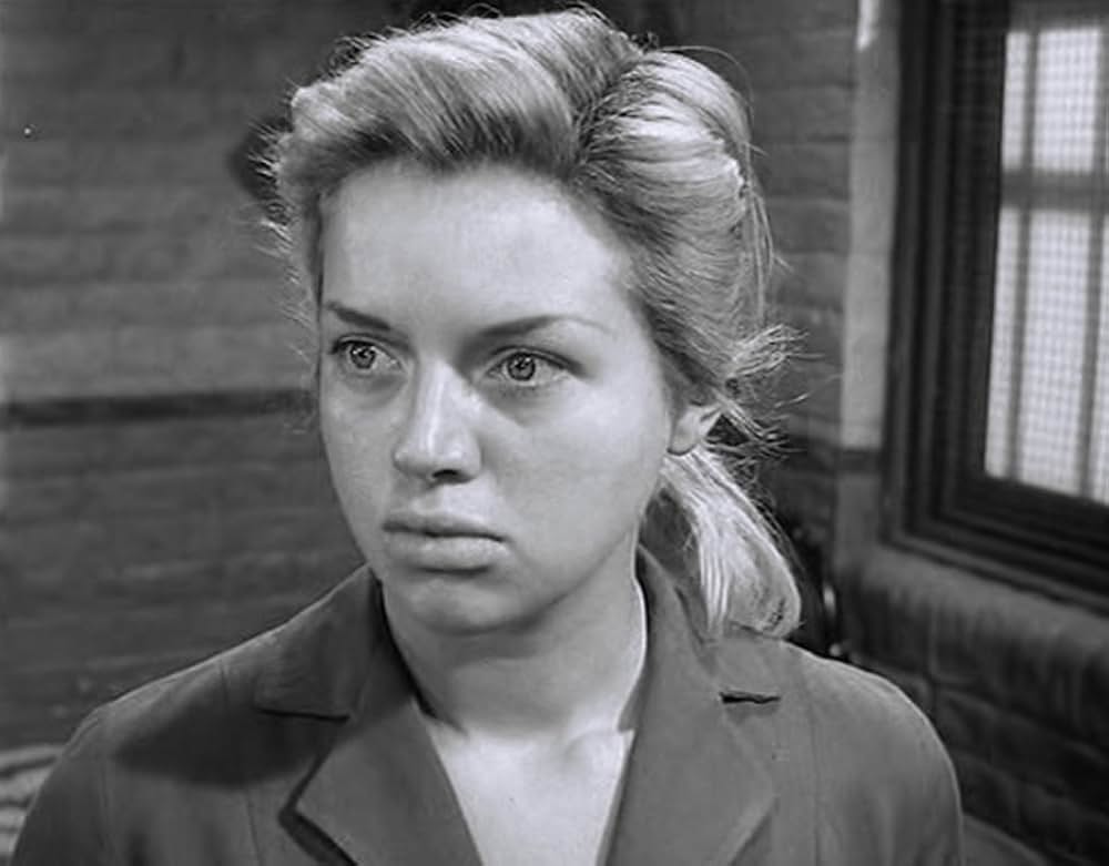 Yield to the Night（原題）の画像