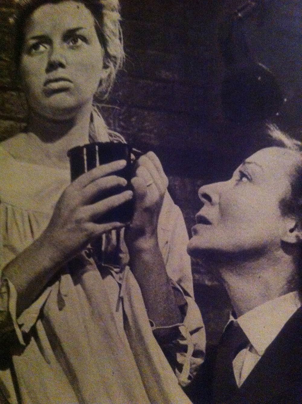 Yield to the Night（原題）の画像