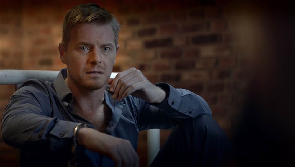 ダブル 別人の夫の画像