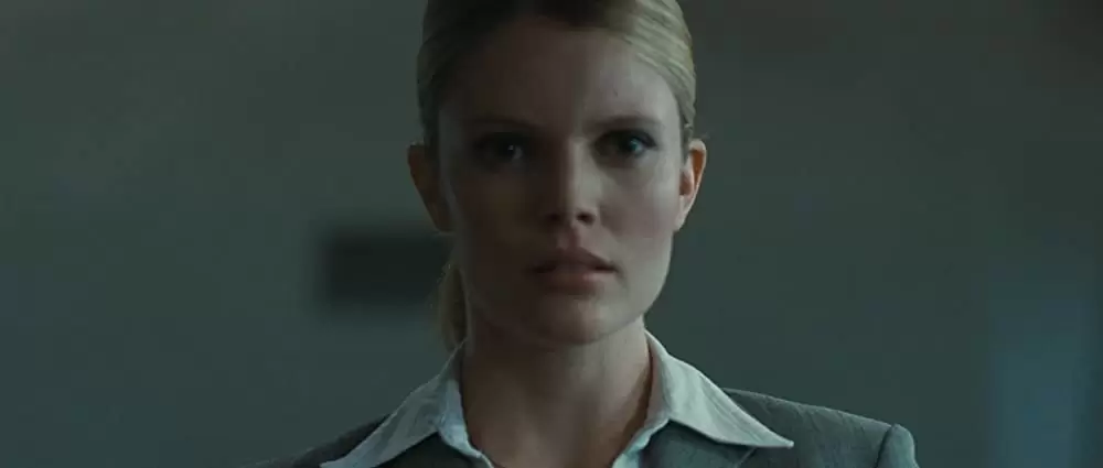 「エグザム」ナタリー・コックスの画像