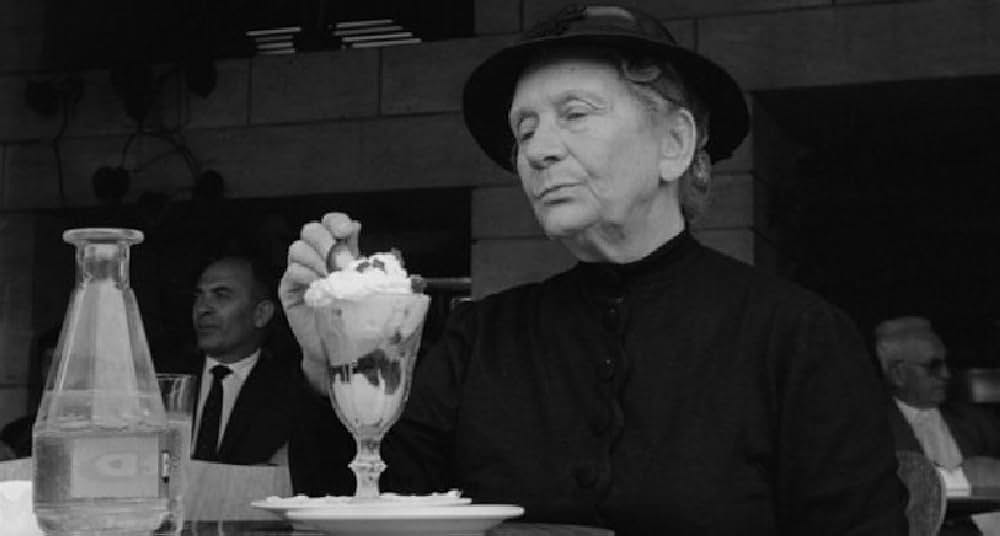 老婆らしからぬ老婆の画像