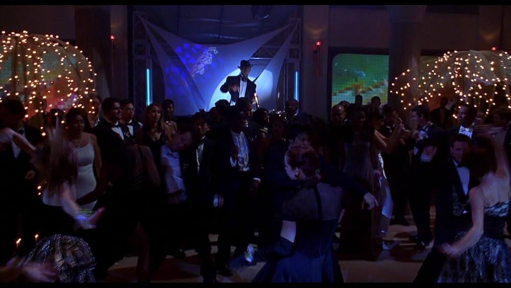 シーズ・オール・ザットの画像