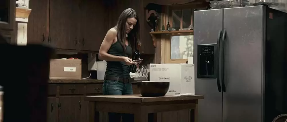 「アイ・スピット・オン・ユア・グレイヴ」サラ・バトラーの画像