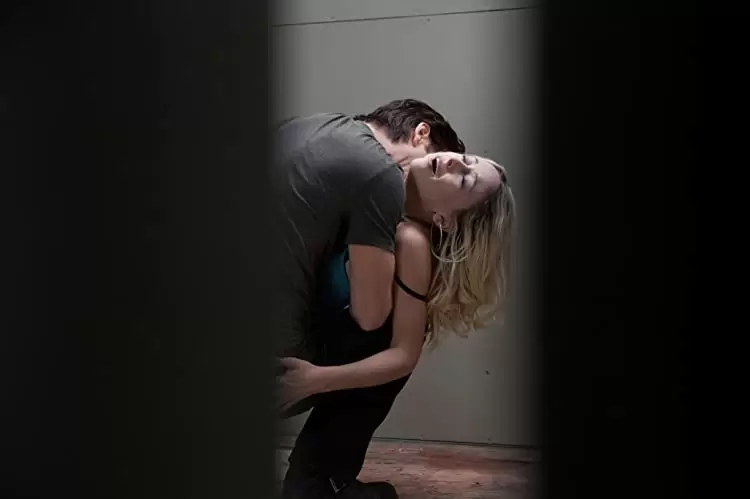 「フライトナイト／恐怖の夜」コリン・ファレル & Emily Montagueの画像