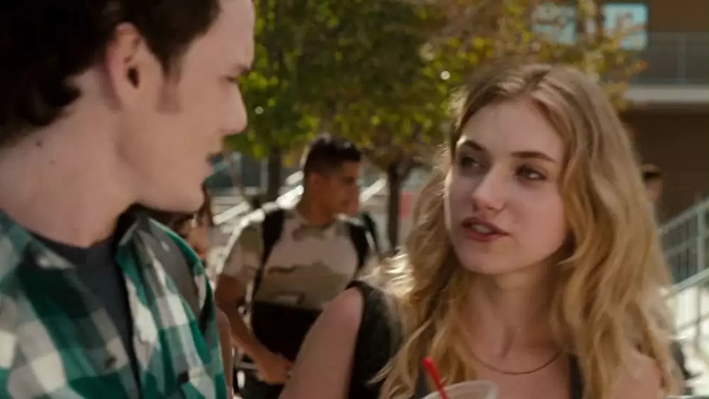 「フライトナイト／恐怖の夜」アントン・イェルチン & イモージェン・プーツの画像