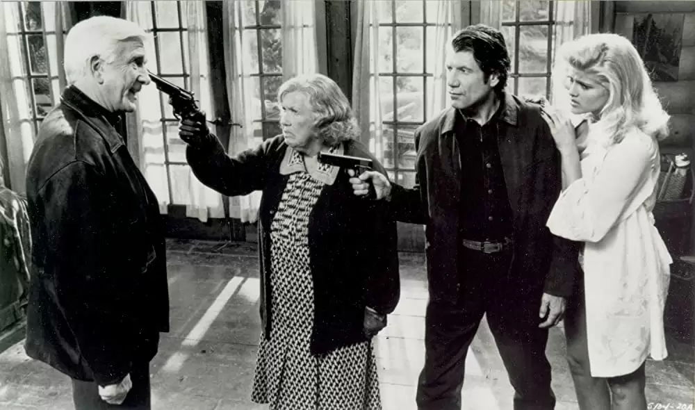 「裸の銃を持つ男PART33 1／3 最後の侮辱」レスリー・ニールセン & Anna Nicole Smith & キャスリーン・フリーマン & フレッド・ウォードの画像