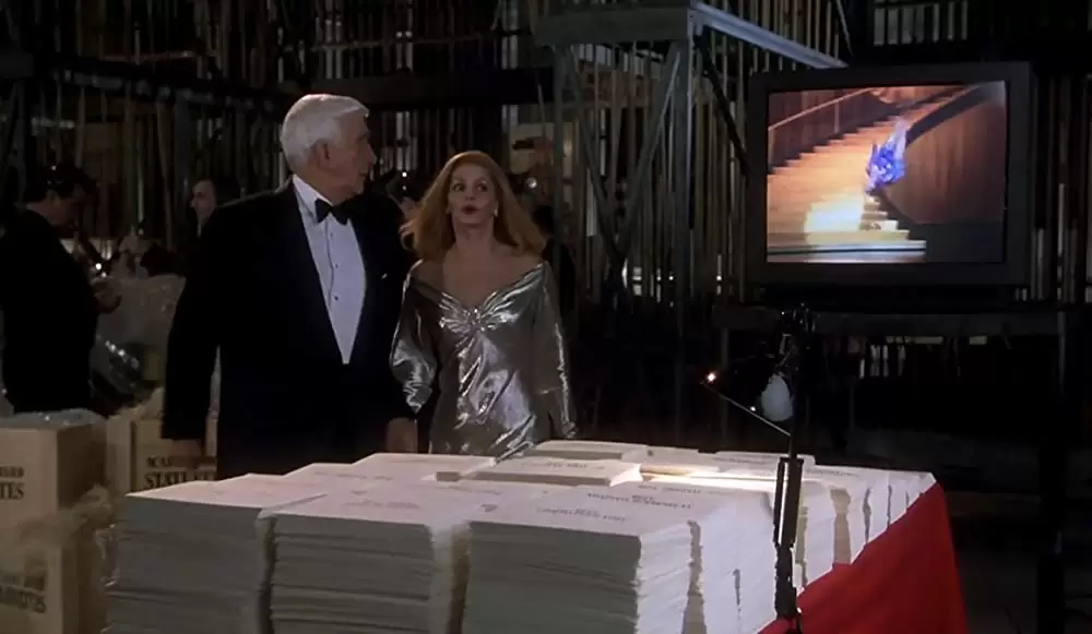 「裸の銃を持つ男PART33 1／3 最後の侮辱」レスリー・ニールセンの画像