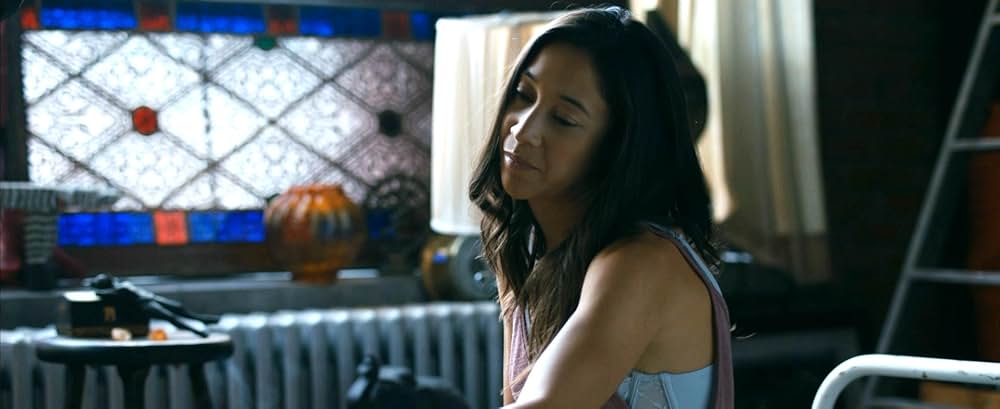 アンダー・ハー・マウスの画像