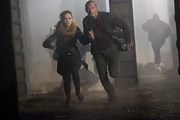 「レポゼッション・メン」ジュード・ロウ & アリシー・ブラガの画像