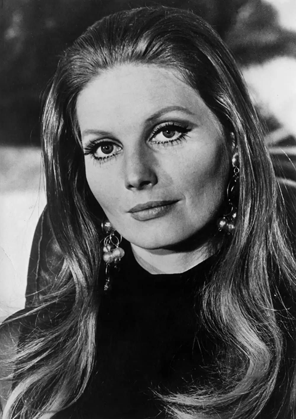 「女王陛下の007」カトリーヌ・シェルの画像