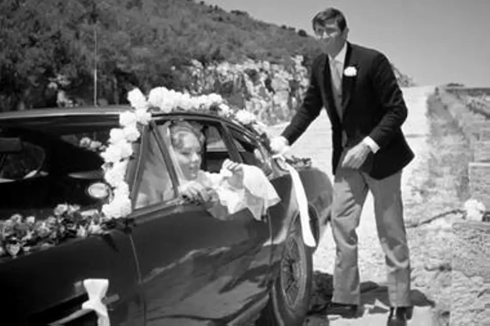 「女王陛下の007」ダイアナ・リグ & ジョージ・レーゼンビーの画像