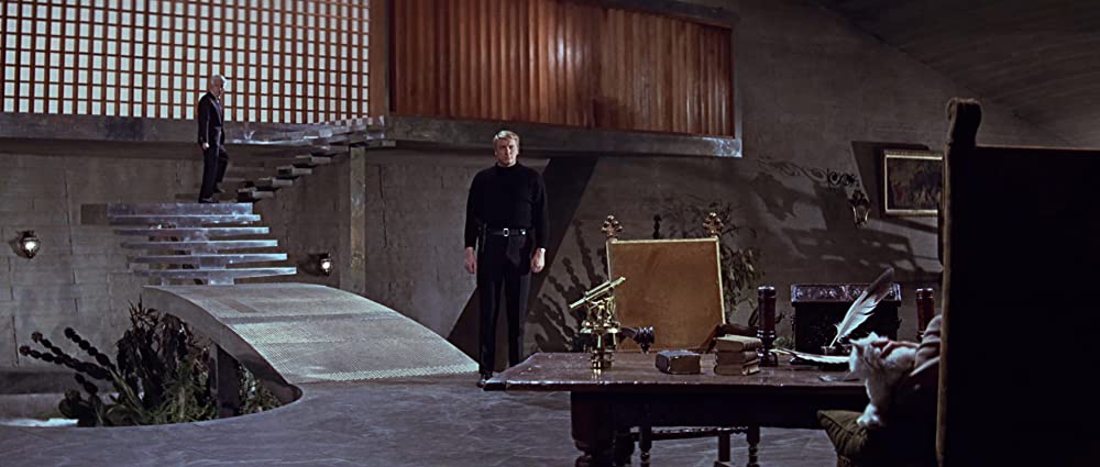 007は二度死ぬの画像