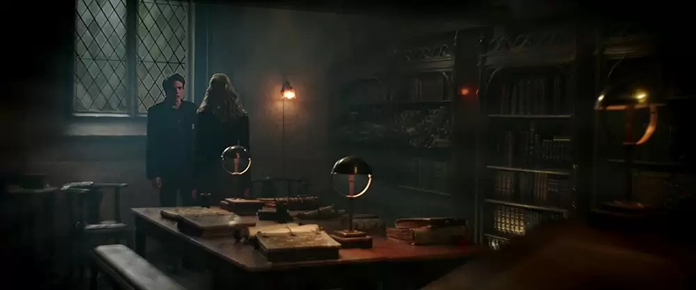 「ヴァンパイア・アカデミー」Dominic Sherwood & ルーシー・フライの画像