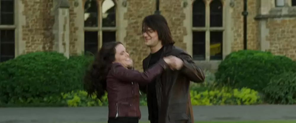 「ヴァンパイア・アカデミー」ダニーラ・コズロフスキー & ゾーイ・ドゥイッチの画像