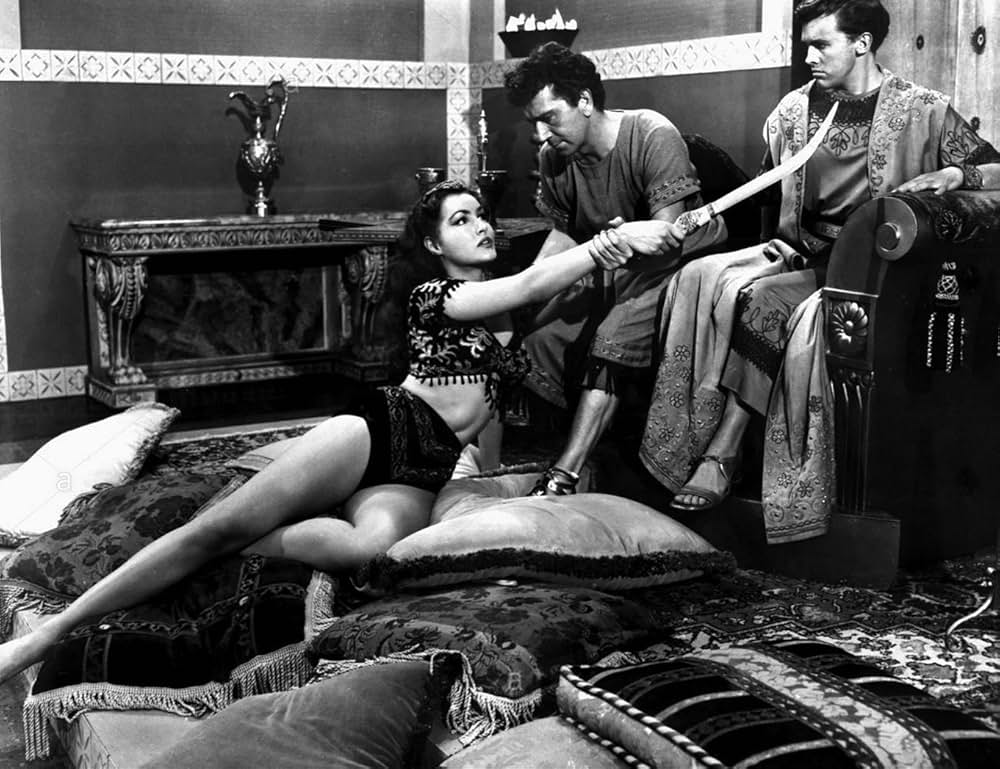 Slaves of Babylon（原題）の写真