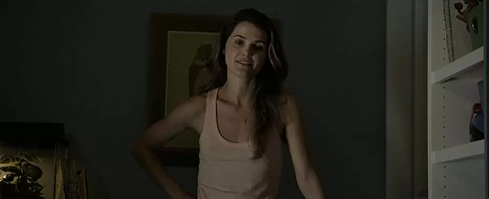 「ダークスカイズ」ケリー・ラッセルの画像