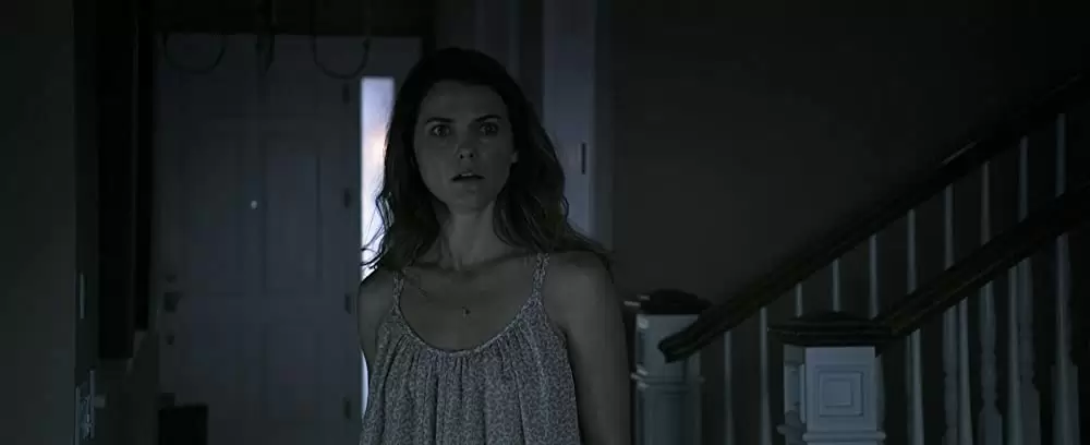 「ダークスカイズ」ケリー・ラッセルの画像