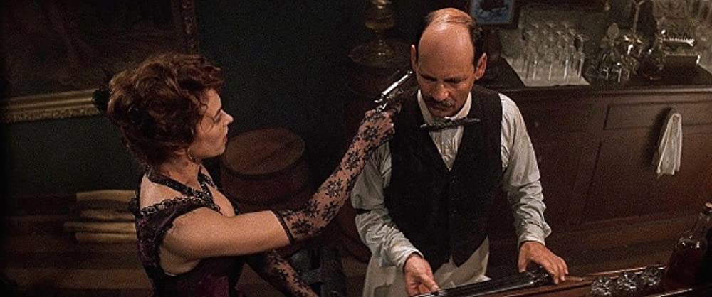 トゥームストーンの画像