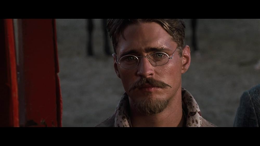 トゥームストーンの画像