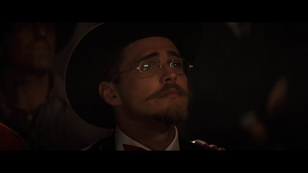 トゥームストーンの画像