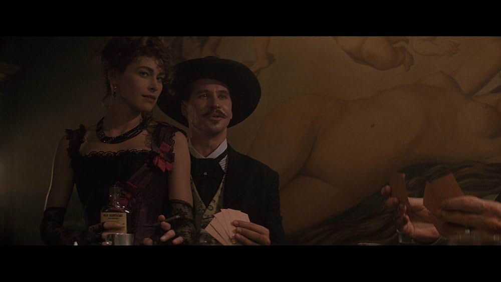 トゥームストーンの画像