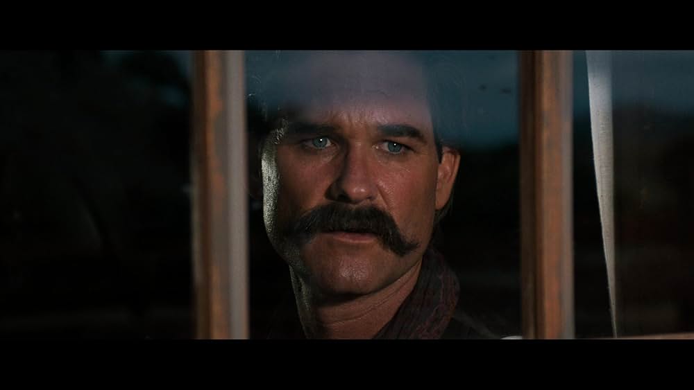 トゥームストーンの画像