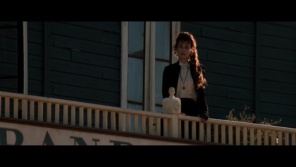 トゥームストーンの画像