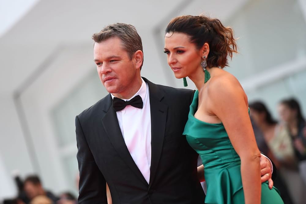 サバービコン 仮面を被った街の画像