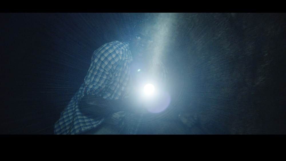 Deep In The Darkness（原題）の画像