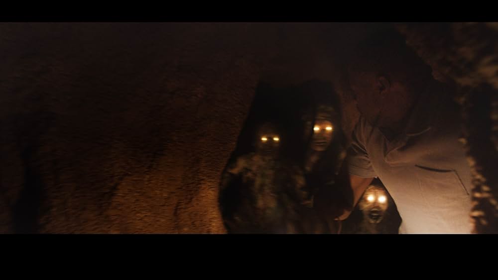 Deep In The Darkness（原題）の画像