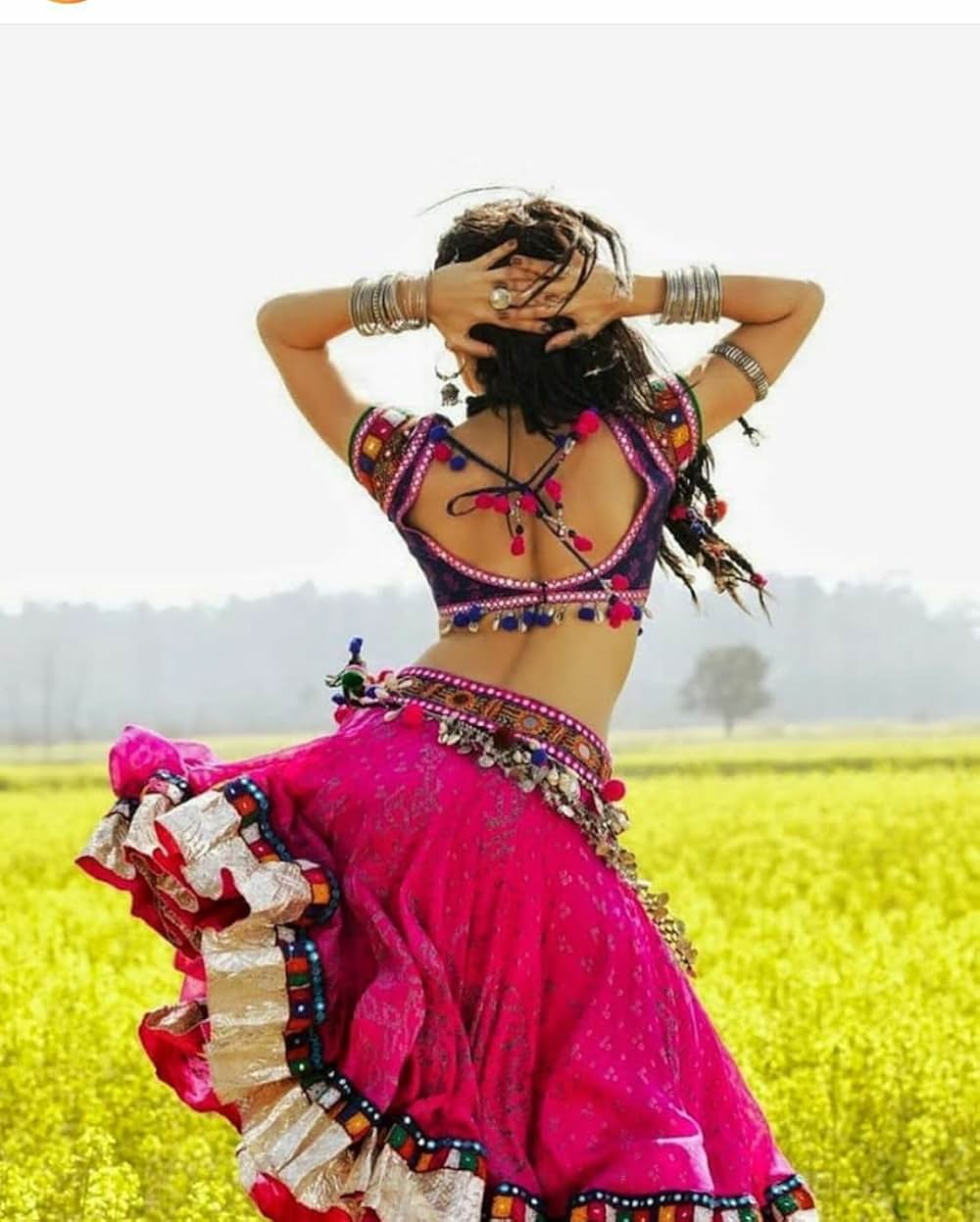 ラームが村にやってくるの画像