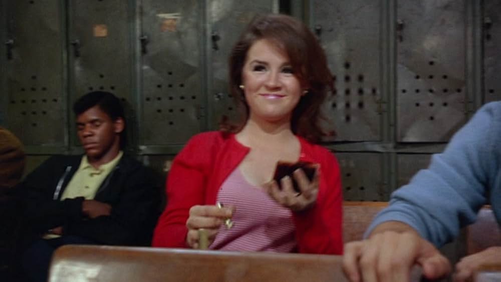 下り階段をのぼれの画像