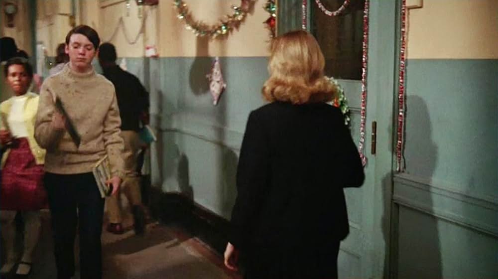 下り階段をのぼれの画像