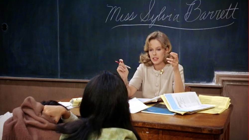 下り階段をのぼれの画像