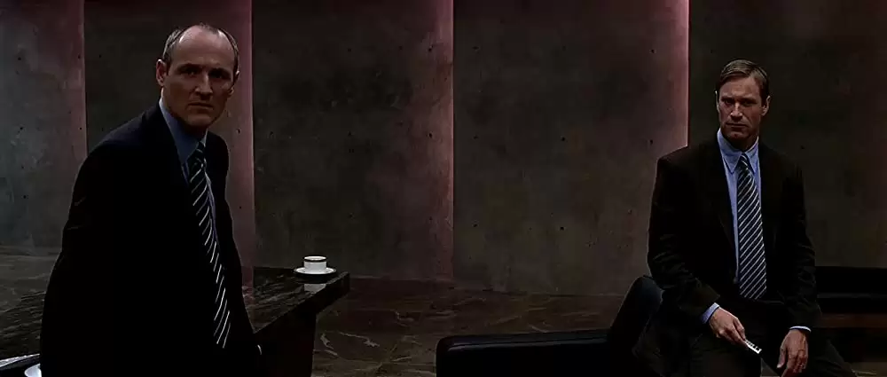 「ペイチェック 消された記憶」アーロン・エッカート & コルム・フィオールの画像