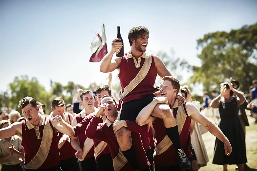 「リベンジャー 復讐のドレス」リアム・ヘムズワースの画像