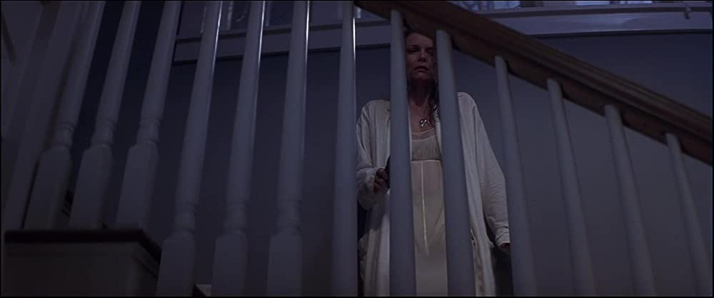 ホワット・ライズ・ビニースの画像