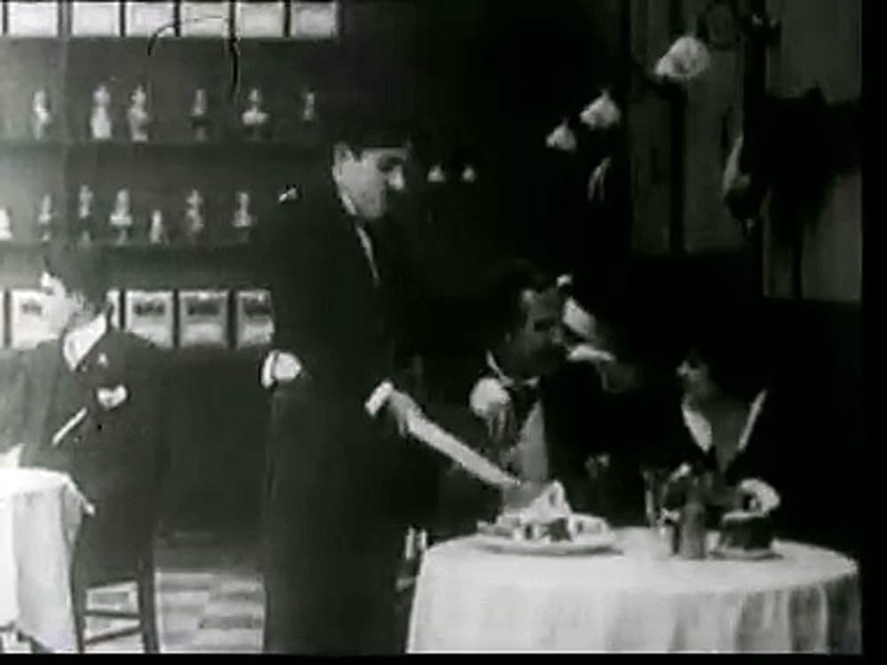 チャップリンとパン屋の画像