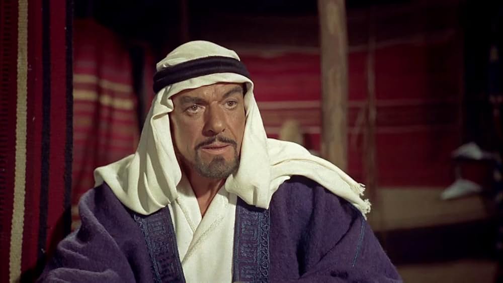 黒い天幕の画像