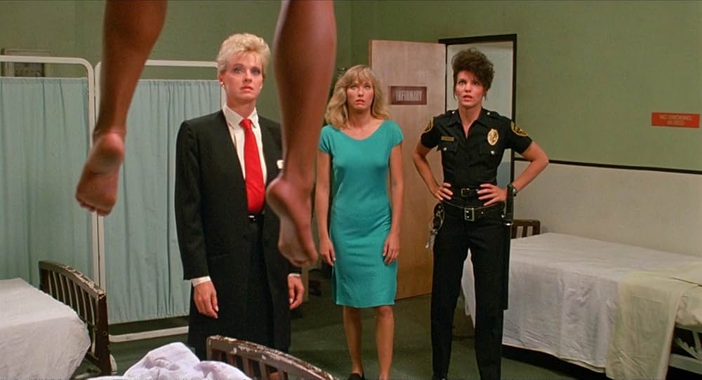 監獄レイプ／24時間の恐怖の画像