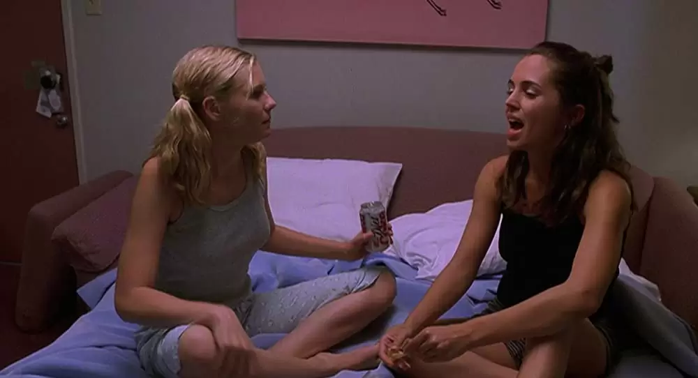 「チアーズ！」キルステン・ダンスト & エリザ・ドゥシュクの画像