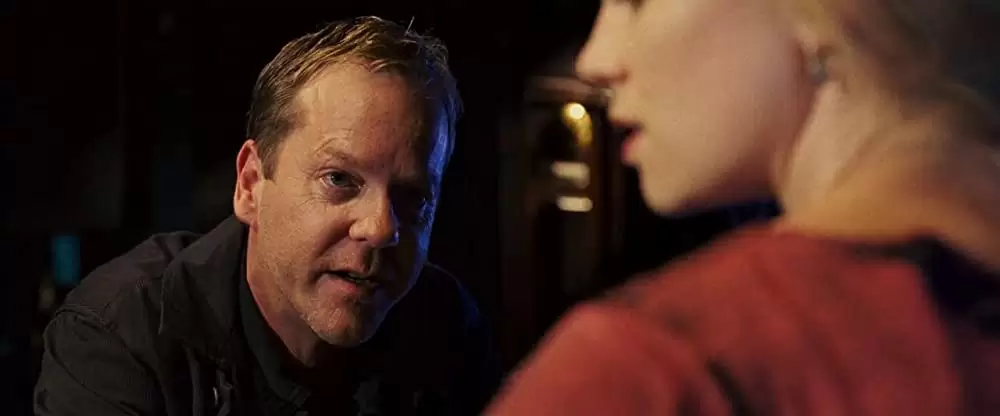 「ミラーズ」キーファー・サザーランド & エイミー・スマートの画像