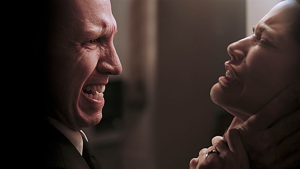 クリエイテッド・イコール（原題）の画像