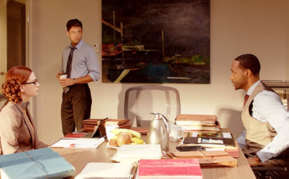 クリエイテッド・イコール（原題）の画像