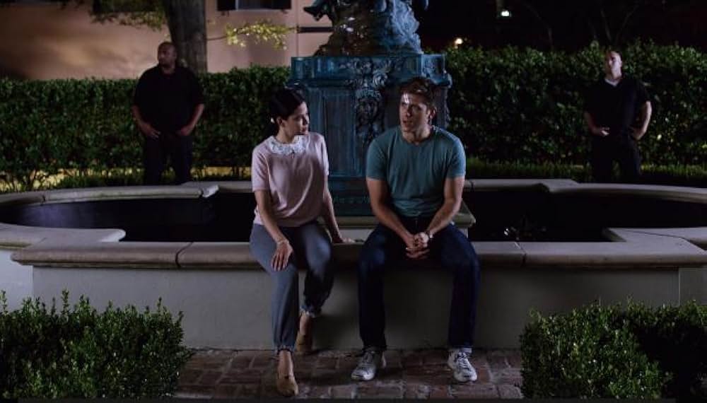 クリエイテッド・イコール（原題）の画像