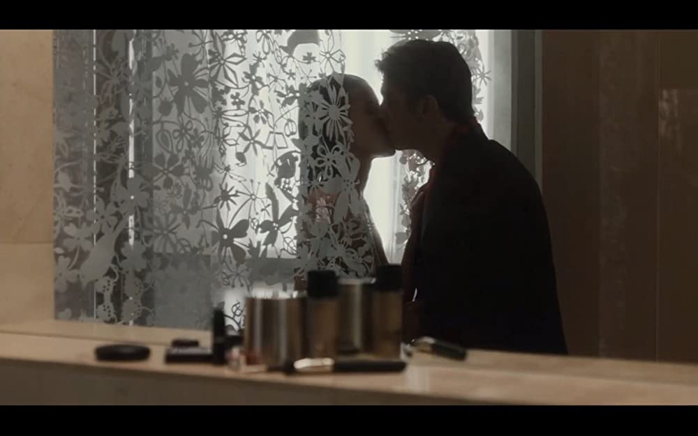 靴職人と魔法のミシンの画像